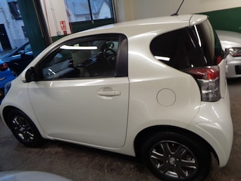 Used Toyota IQ 2011 for sale - 77515942: Photo