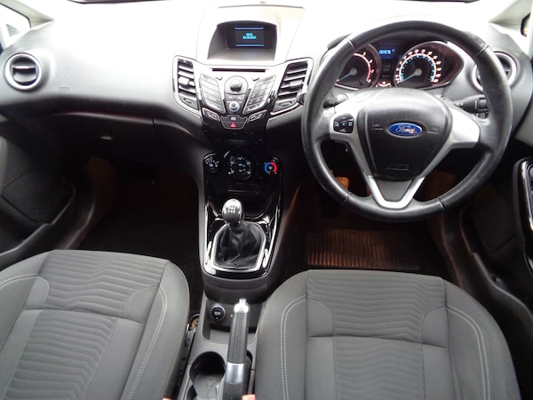 Used Ford Fiesta 2013 for sale - 76157898: Photo 14