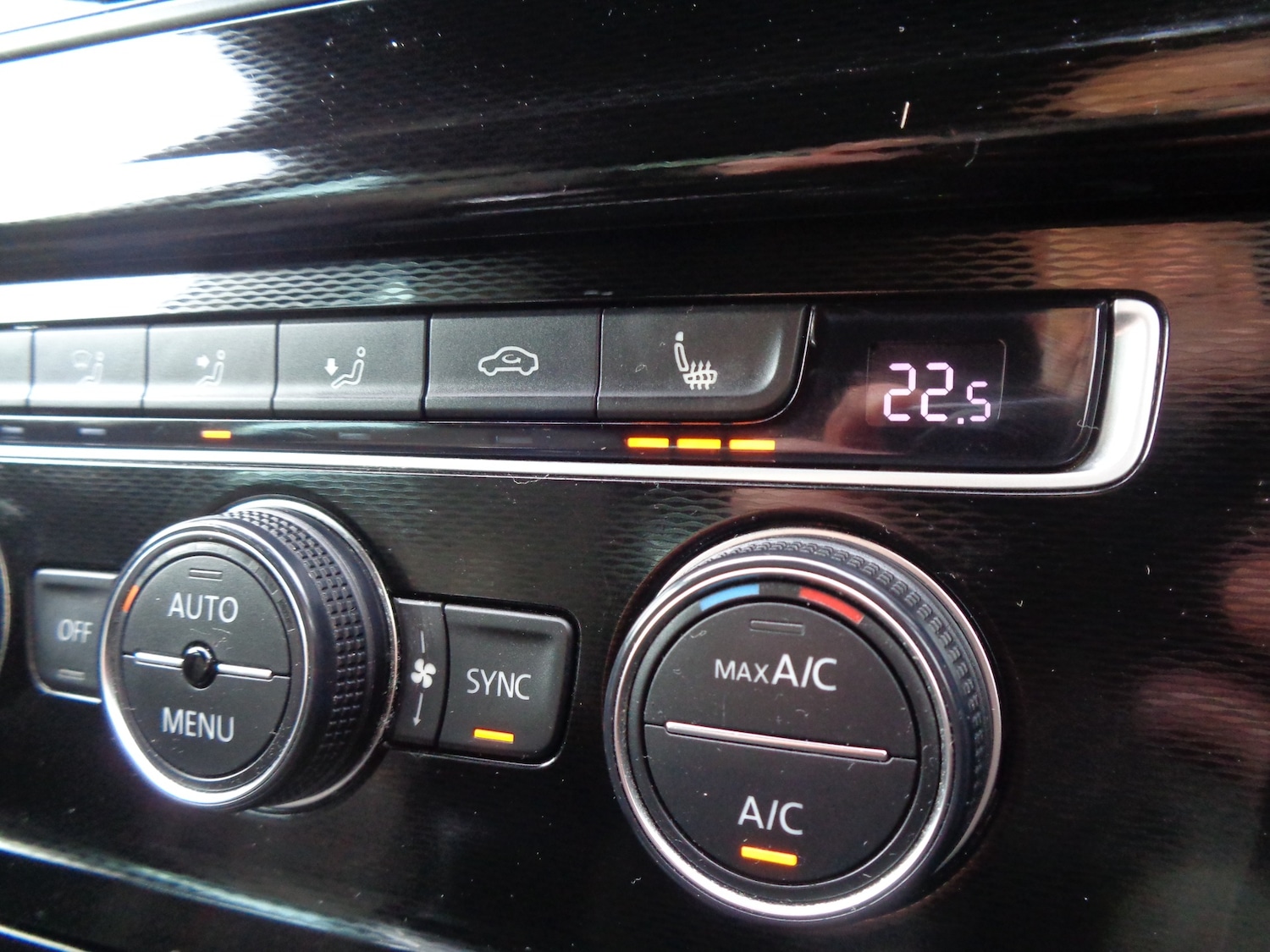 Used Volkswagen Golf 2016 for sale - 77630965: Photo 23