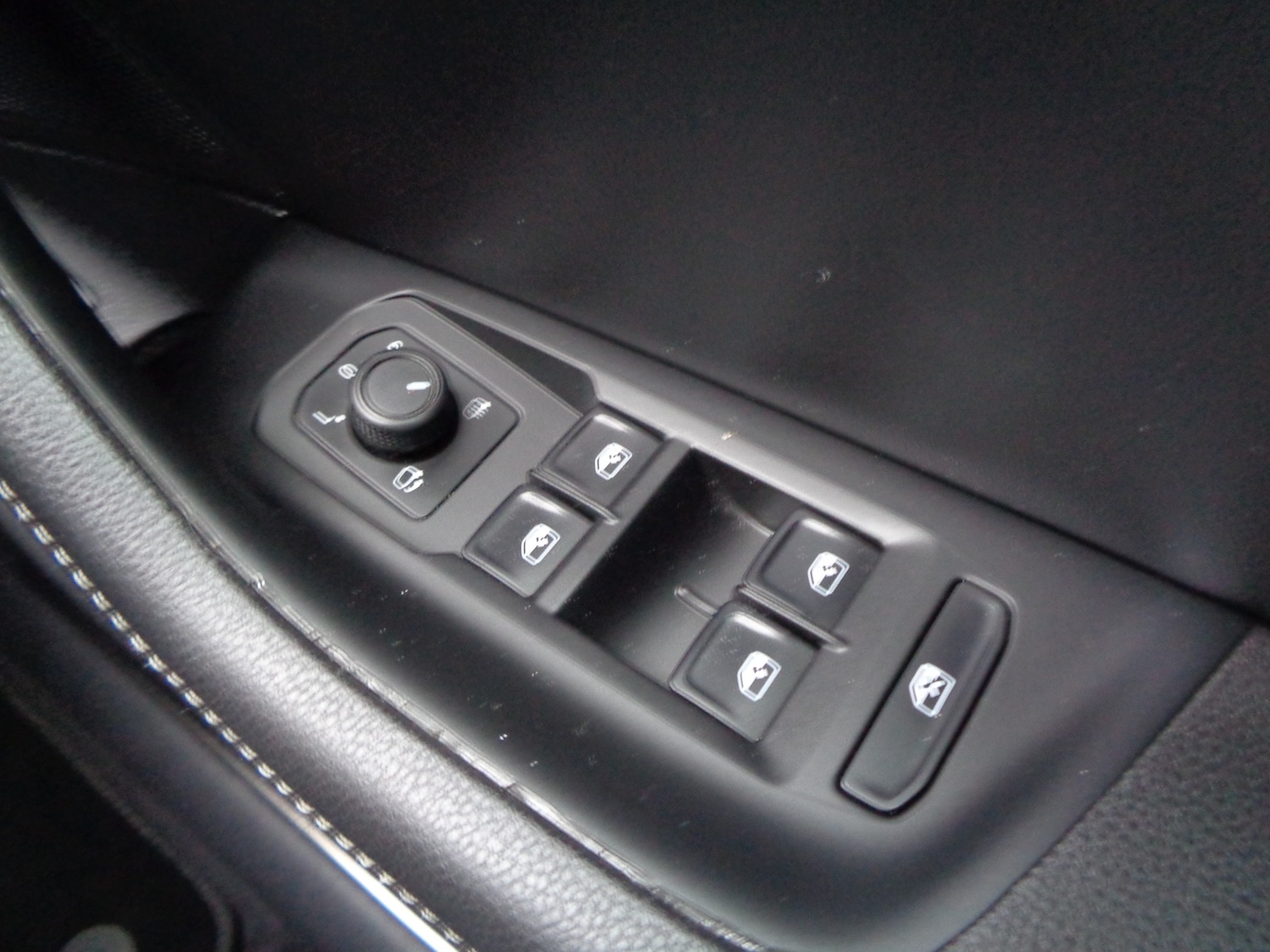 Used Volkswagen Passat 2018 for sale - 76904926: Photo 29