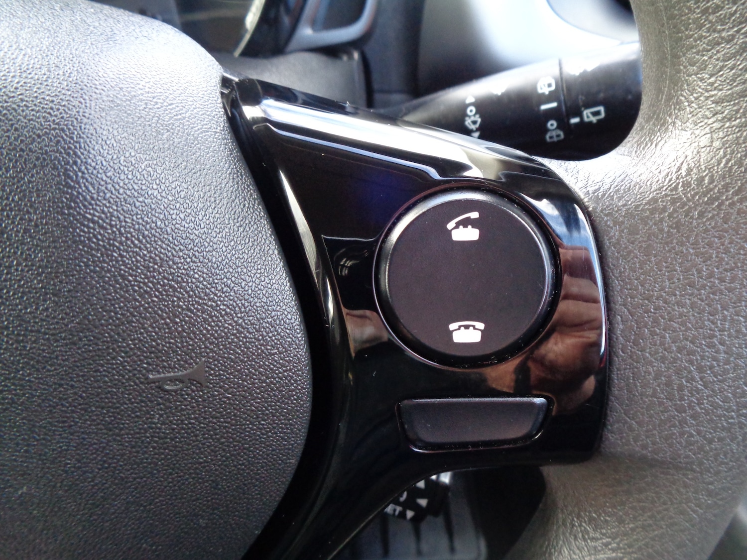 Used Peugeot 108 2017 for sale - 76931412: Photo 19