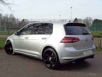 Used Volkswagen Golf 2016 for sale - 75982513: Photo