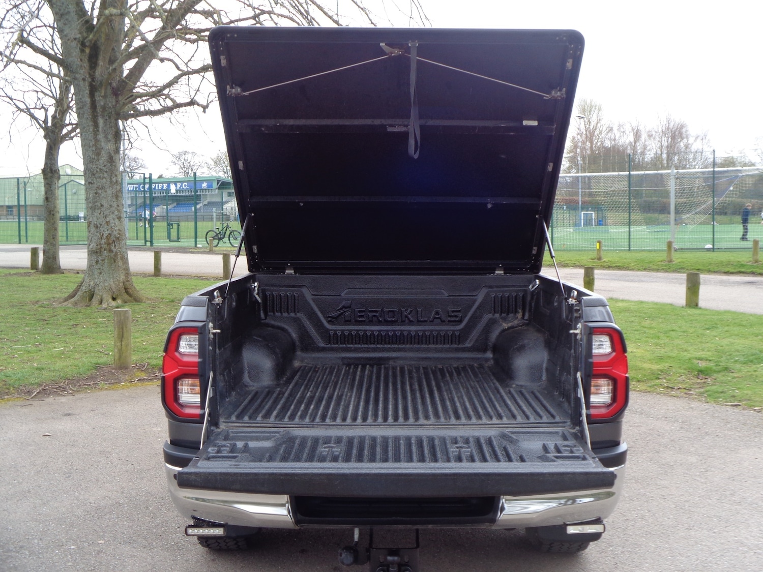 Used Toyota Hilux 2021 for sale - 78131670: Photo 11