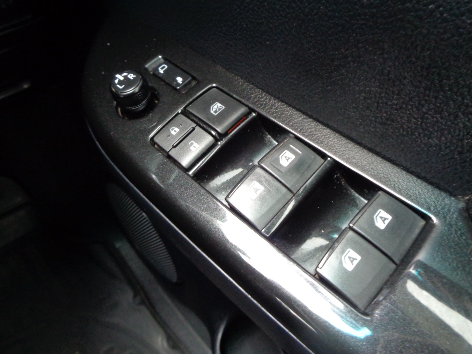 Used Toyota Hilux 2021 for sale - 78131670: Photo 37