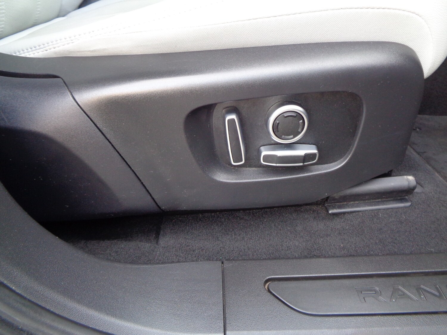 Used Land Rover Range Rover Evoque 2021 for sale - 76221650: Photo 28