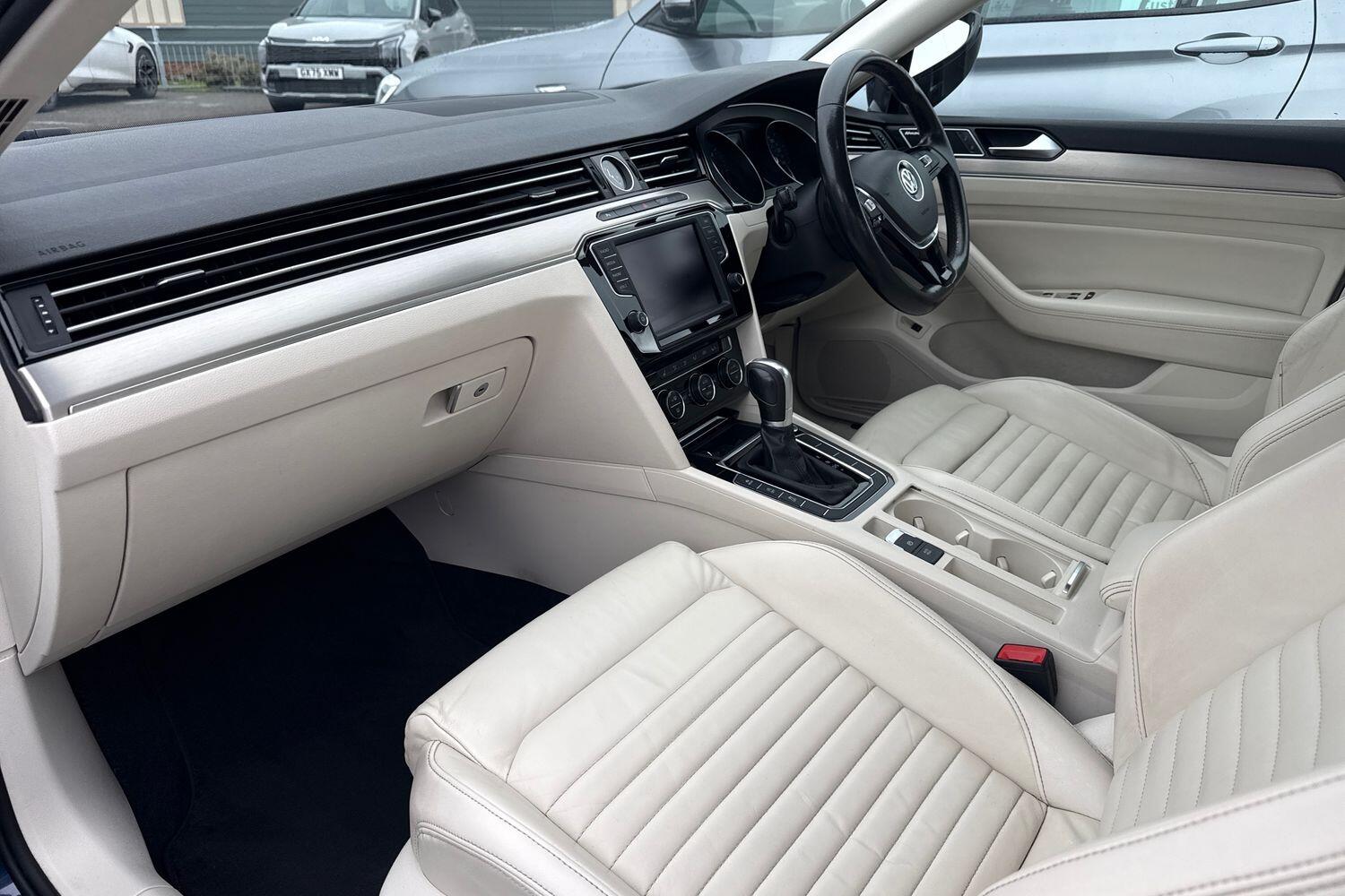 Used Volkswagen Passat 2016 for sale - 77921518: Photo 10