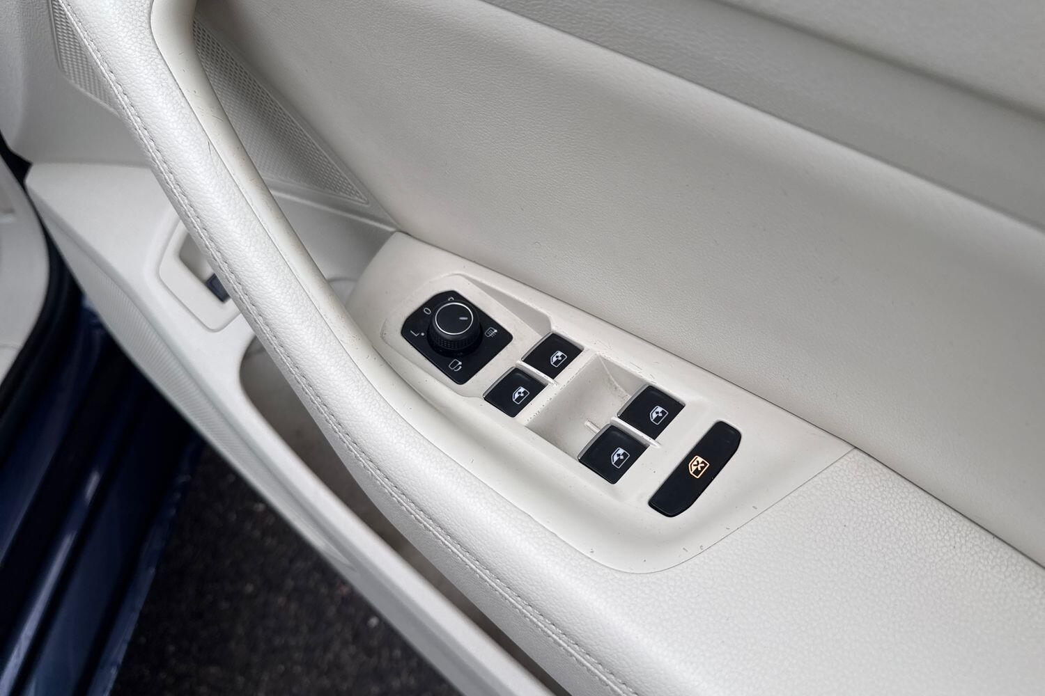 Used Volkswagen Passat 2016 for sale - 77921518: Photo 14