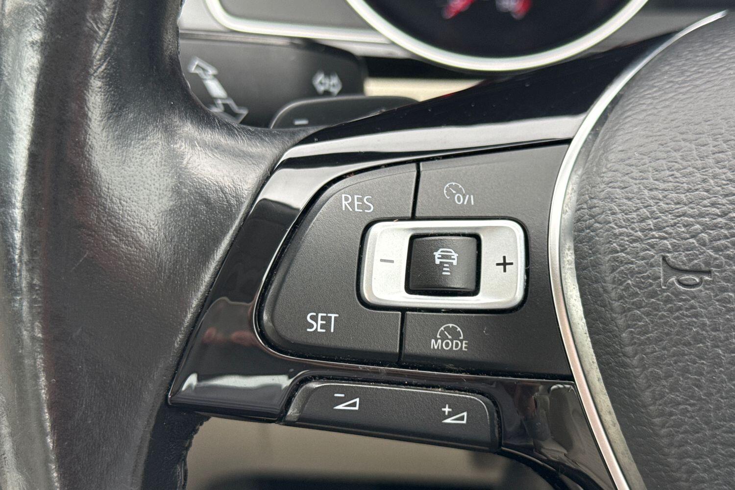 Used Volkswagen Passat 2016 for sale - 77921518: Photo 25