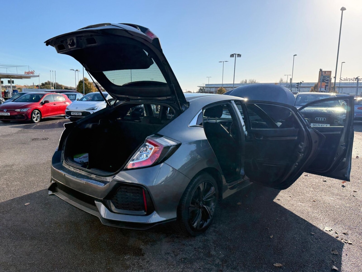 Used Honda Civic 2019 for sale - 76673832: Photo 17