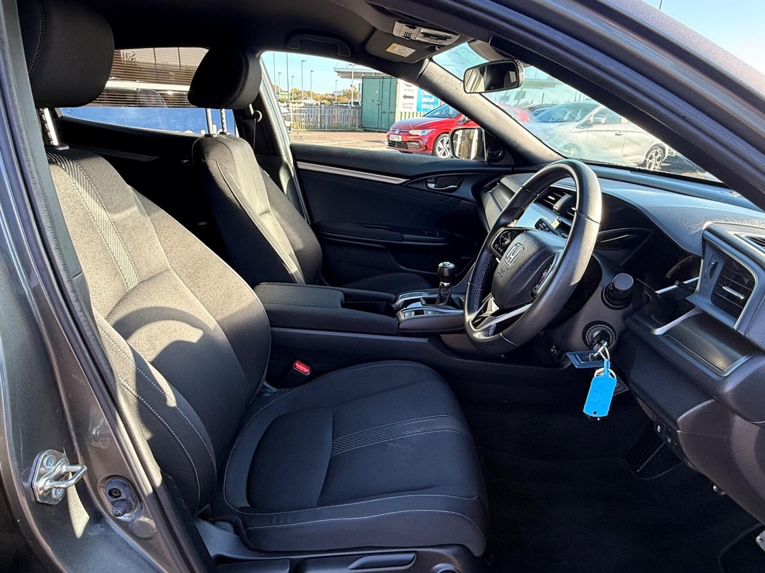 Used Honda Civic 2019 for sale - 76673832: Photo 24