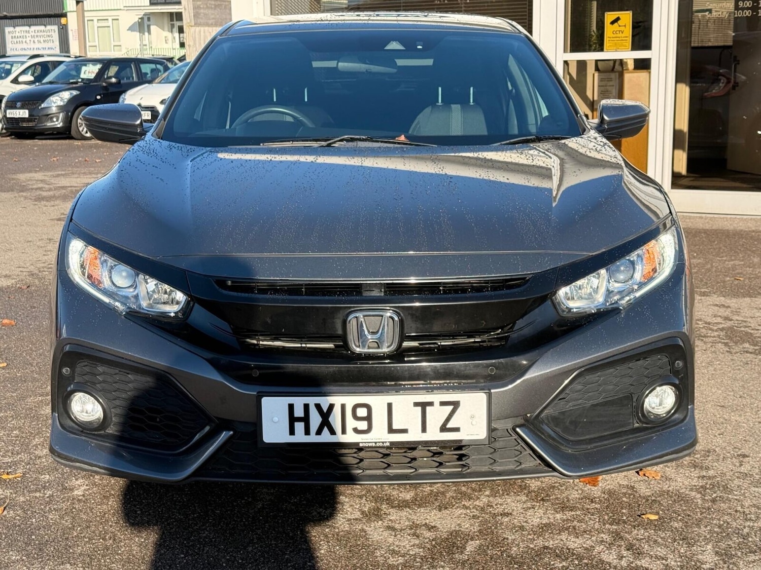 Used Honda Civic 2019 for sale - 76673832: Photo 6