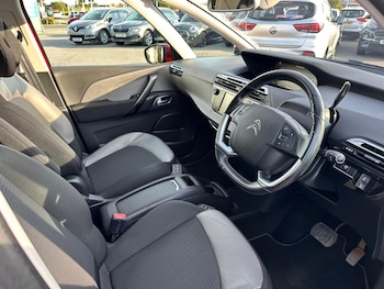 Used Citroen C4 Grand Picasso 2018 for sale - 76673596: Photo