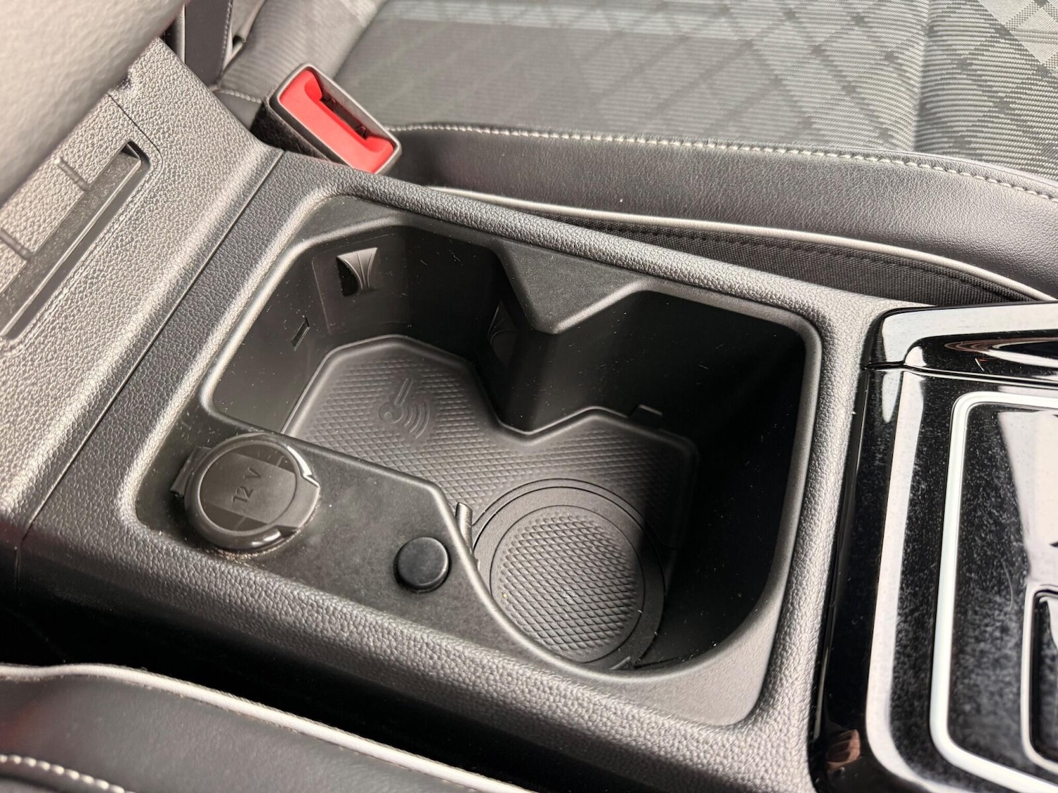 Used Volkswagen Golf 2023 for sale - 76676618: Photo 24