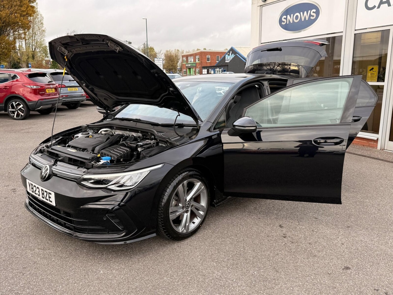 Used Volkswagen Golf 2023 for sale - 76676618: Photo 7