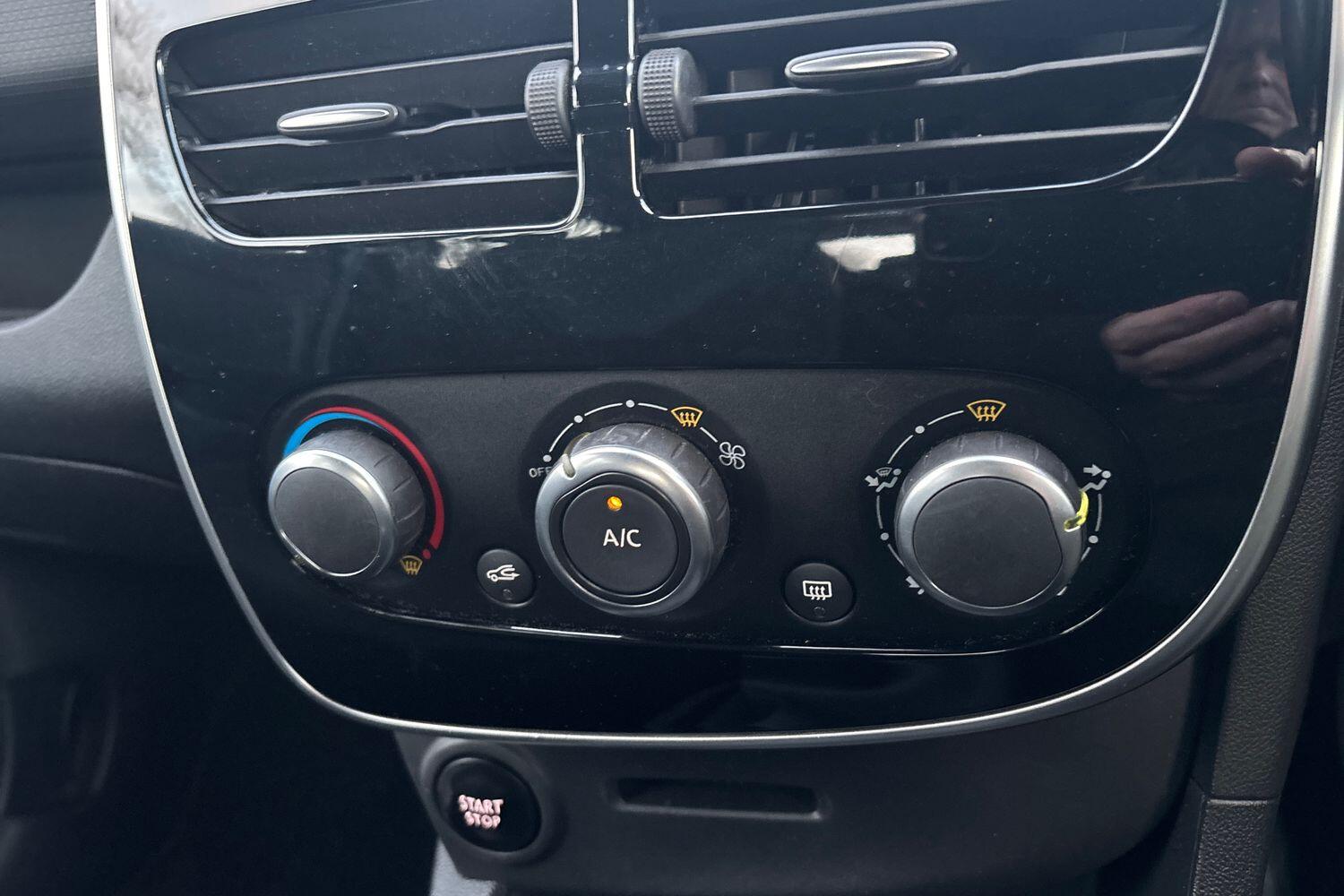 Used Renault Clio 2016 for sale - 77498291: Photo 14