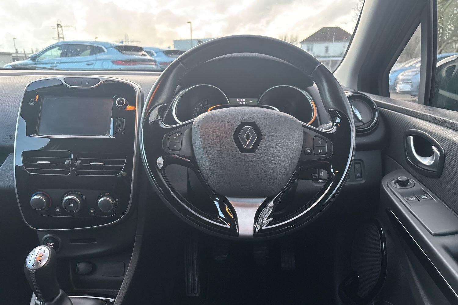 Used Renault Clio 2016 for sale - 77498291: Photo 18