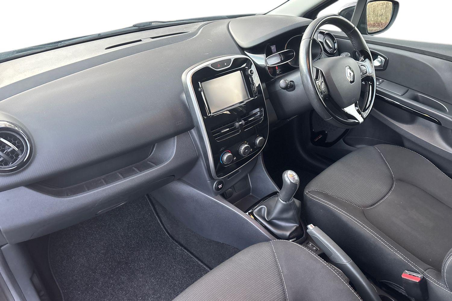 Used Renault Clio 2016 for sale - 77498291: Photo 2