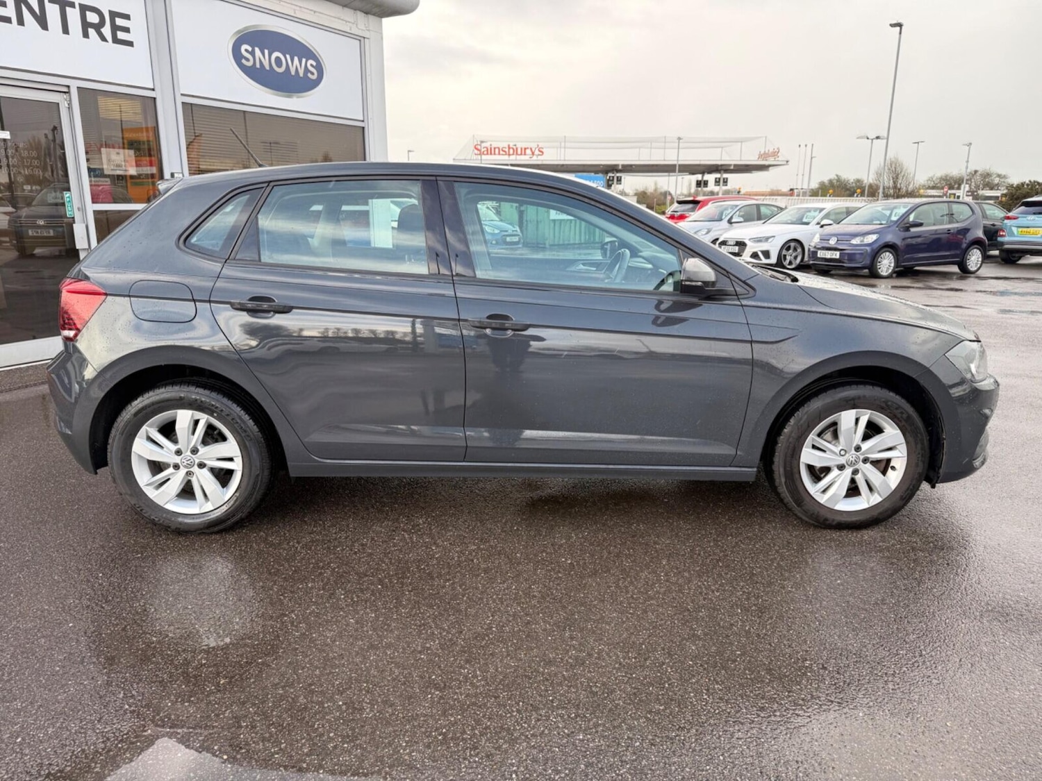 Used Volkswagen Polo 2019 for sale - 77718750: Photo 17