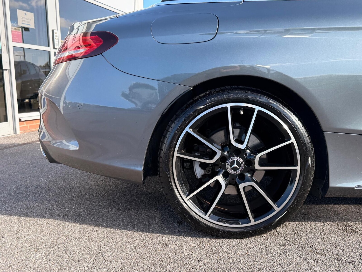 Used Mercedes-Benz C Class 2019 for sale - 76673790: Photo 19