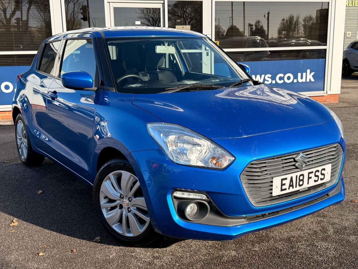 Used Suzuki Swift 2018 for sale - 76673400: Photo 1