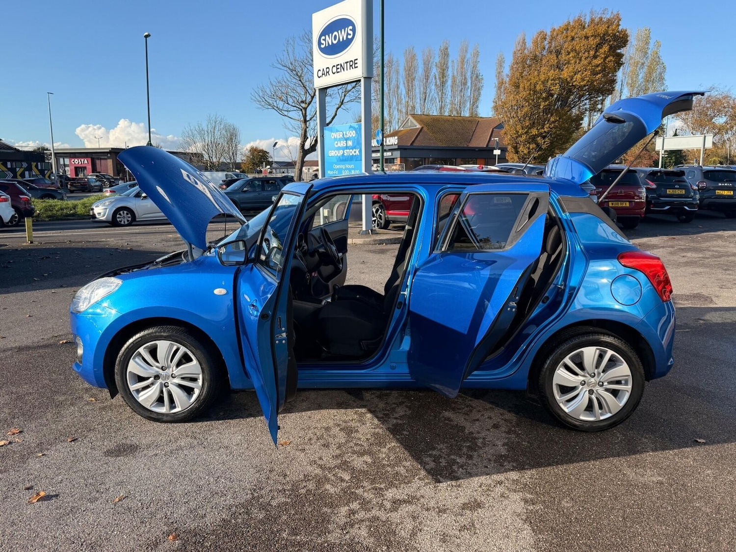 Used Suzuki Swift 2018 for sale - 76673400: Photo 10