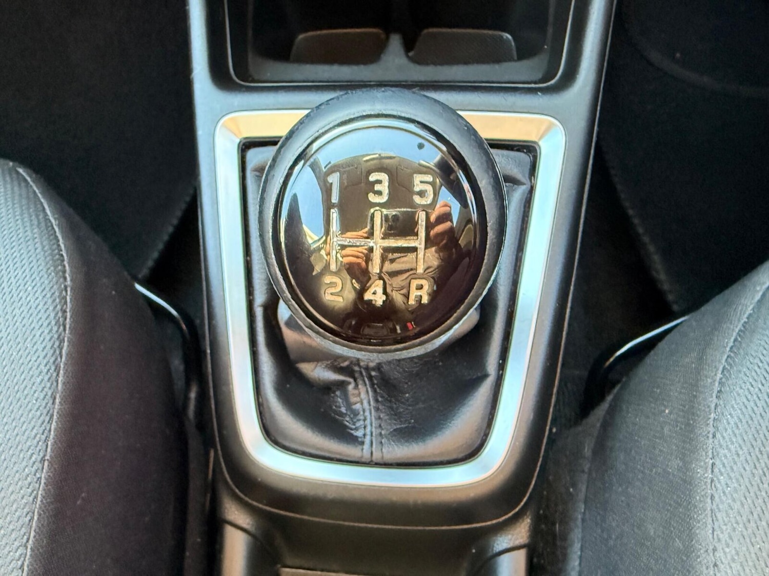 Used Suzuki Swift 2018 for sale - 76673400: Photo 19