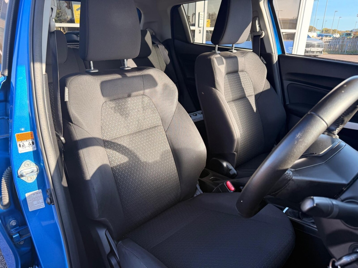 Used Suzuki Swift 2018 for sale - 76673400: Photo 20