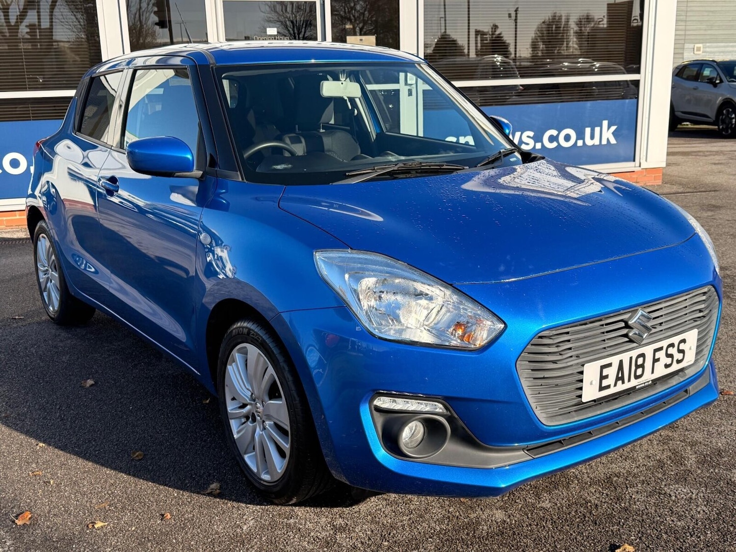Used Suzuki Swift 2018 for sale - 76673400: Photo 5