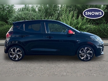 Used Hyundai i10 2023 for sale - 78382986: Photo