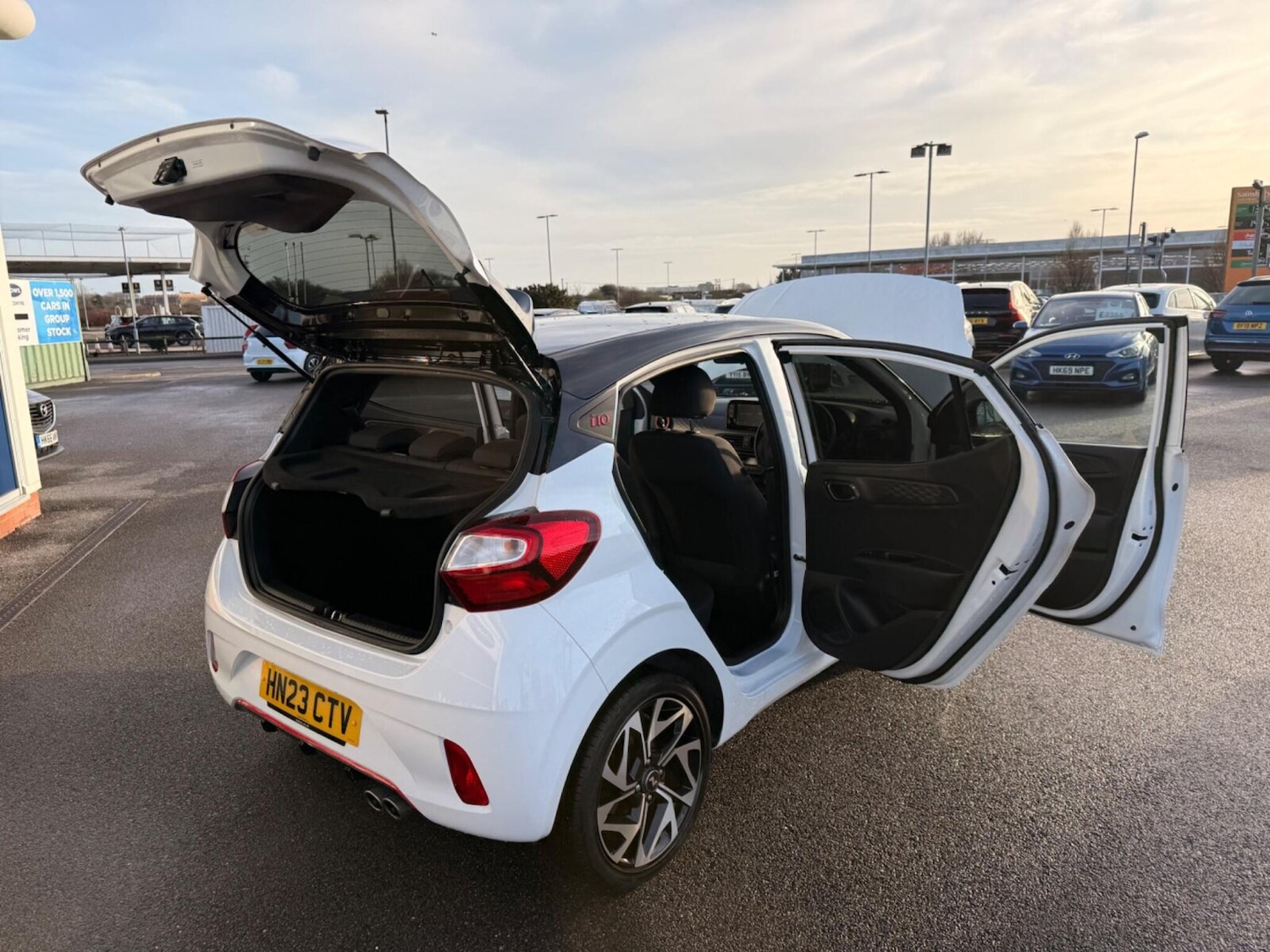 Used Hyundai i10 2023 for sale - 77505808: Photo 19