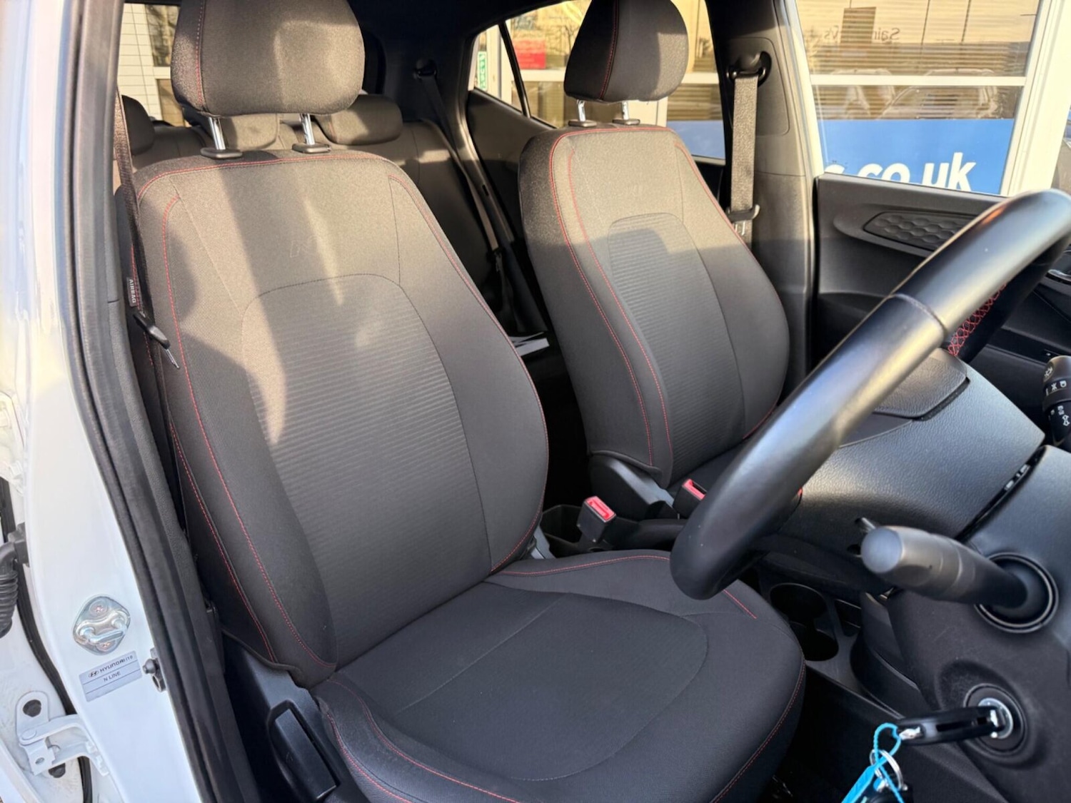 Used Hyundai i10 2023 for sale - 77505808: Photo 22