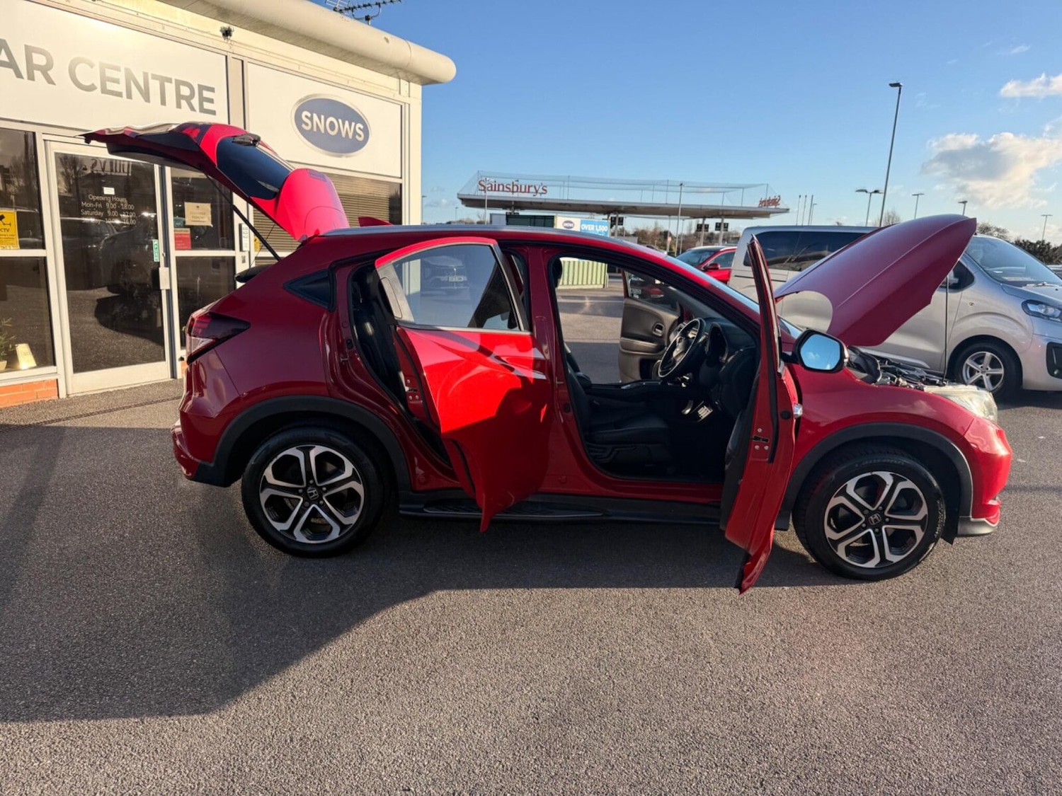 Used Honda HR-V 2018 for sale - 77165744: Photo 13