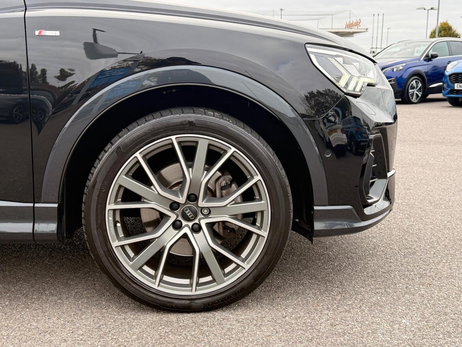 Used Audi Q3 2021 for sale - 76680890: Photo 17