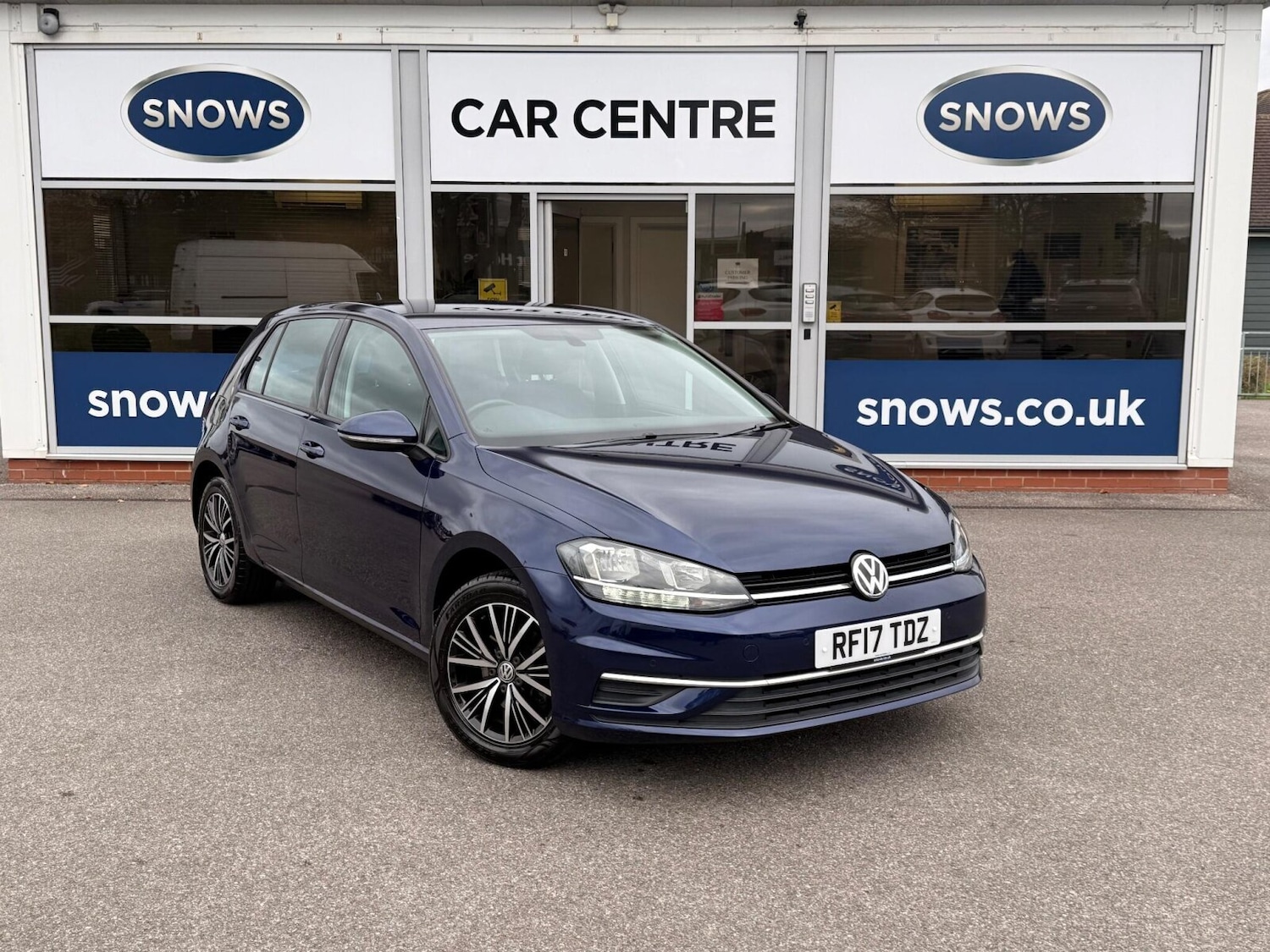 Used Volkswagen Golf 2017 for sale - 76673687: Photo 5