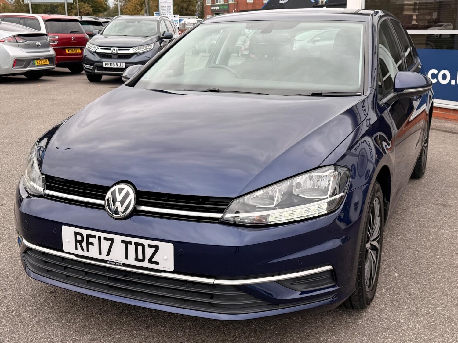 Used Volkswagen Golf 2017 for sale - 76673687: Photo 6