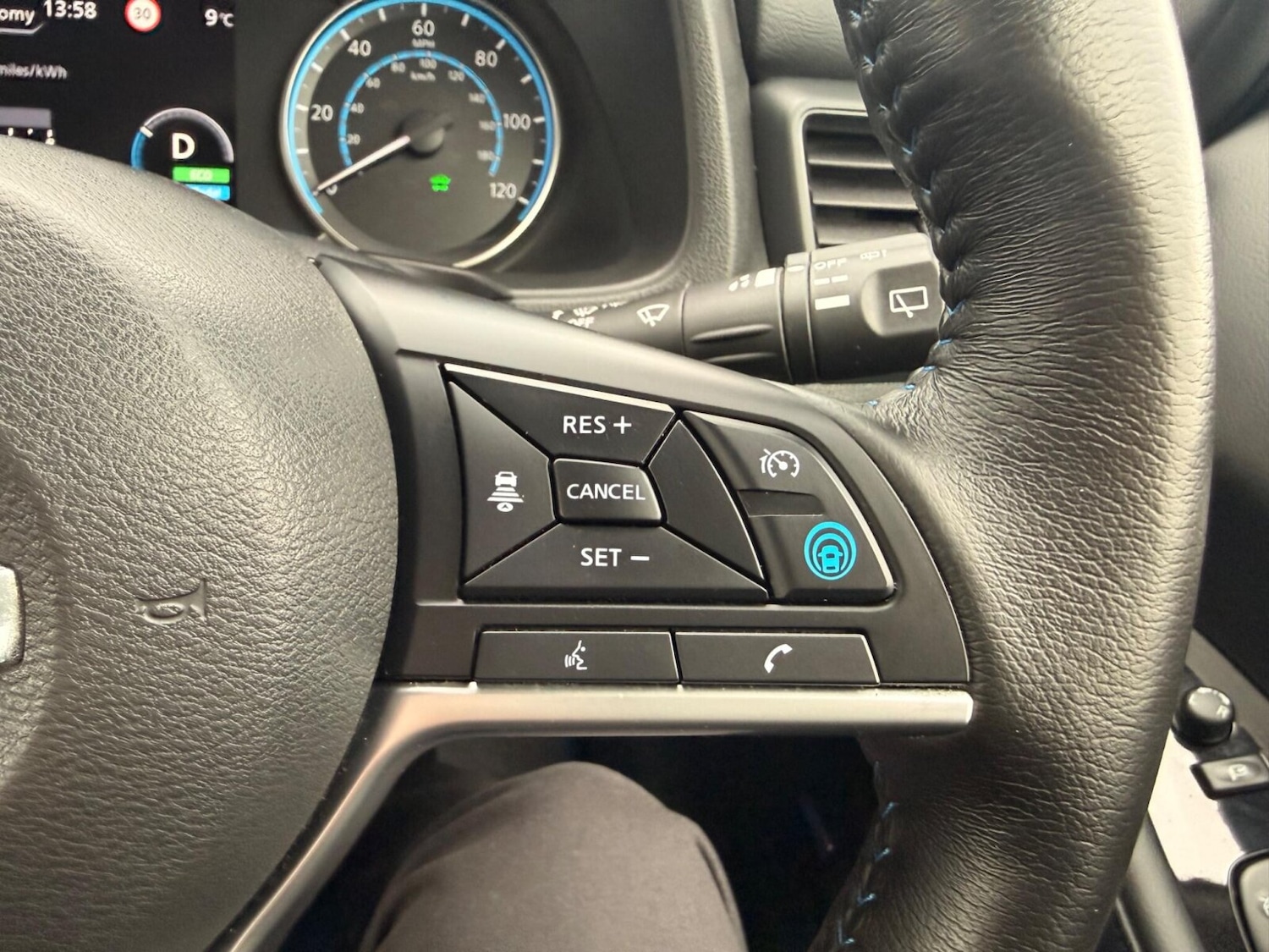 Used Nissan Leaf 2019 for sale - 77326773: Photo 25