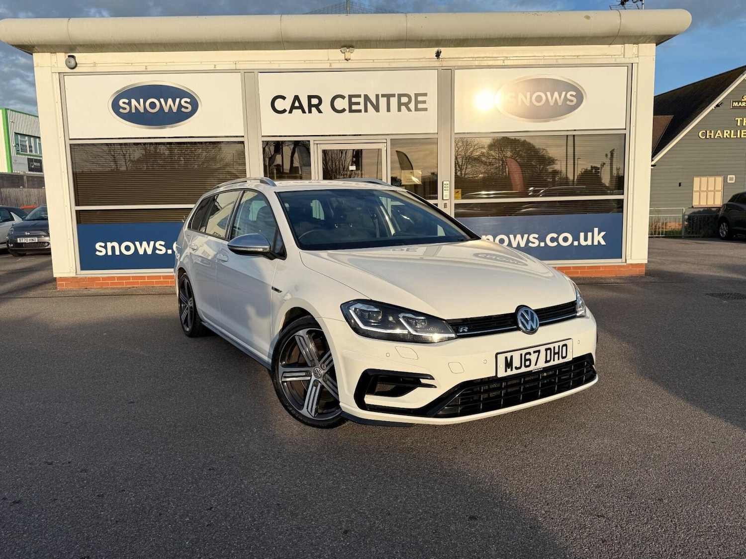 Used Volkswagen Golf 2017 for sale - 76673657: Photo 10