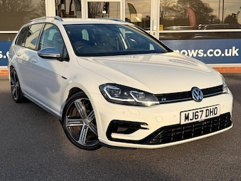 Used Volkswagen Golf 2017 for sale - 76673657: Photo