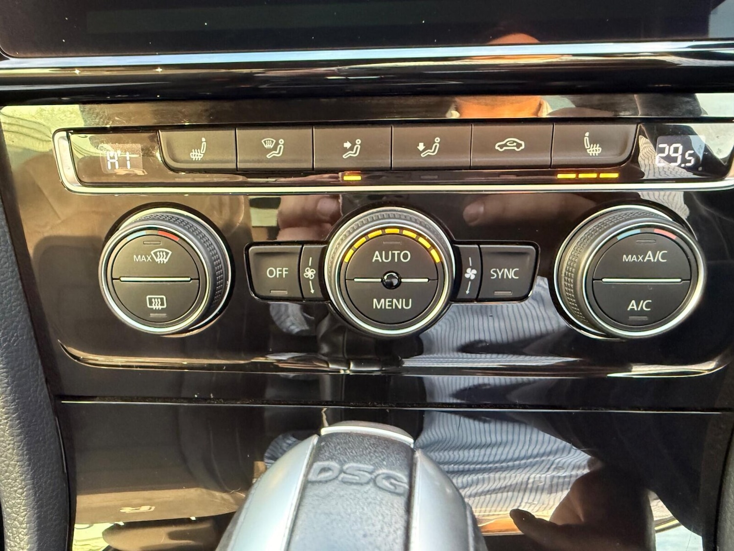 Used Volkswagen Golf 2017 for sale - 76673657: Photo 24