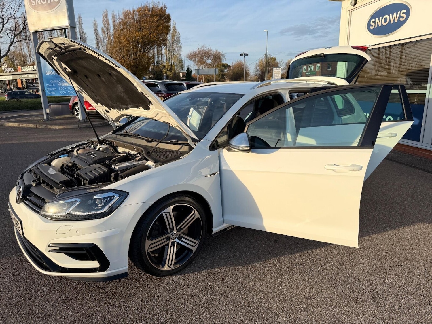 Used Volkswagen Golf 2017 for sale - 76673657: Photo 7