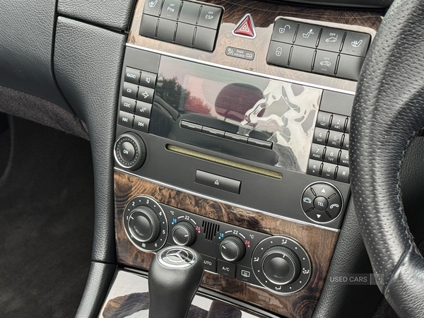 Used Mercedes-Benz CLK 2009 for sale - 77217862: Photo 21