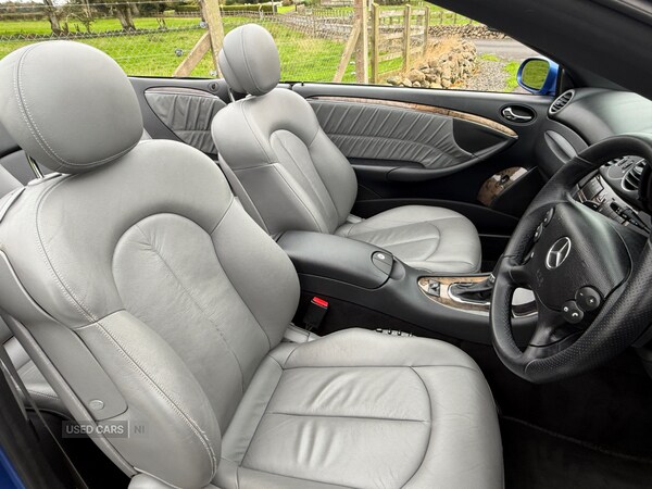 Used Mercedes-Benz CLK 2009 for sale - 76240612: Photo 23
