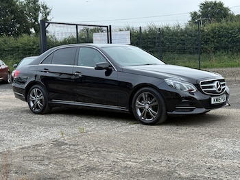 Used Mercedes-Benz E Class 2015 for sale - 79189397: Photo