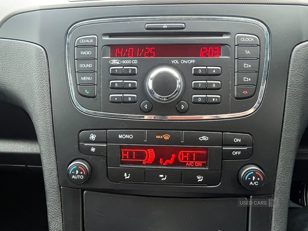 Used Ford S-Max 2013 for sale - 77231078: Photo 30