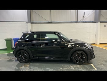 Used MINI Hatch 2019 for sale - 78633018: Photo