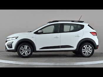 Used Dacia Sandero Stepway 2023 for sale - 79423801: Photo