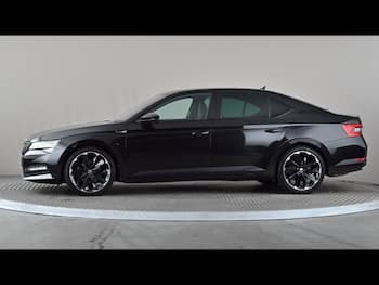 Used Skoda Superb 2021 for sale - 79805636: Photo