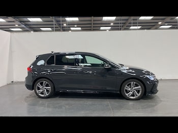 Used Volkswagen Golf 2024 for sale - 78668674: Photo