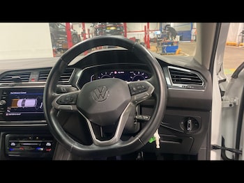 Used Volkswagen Tiguan Allspace 2022 for sale - 78668704: Photo