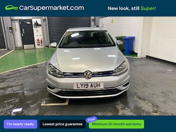 Used Volkswagen Golf 2019 for sale - 78177625: Photo